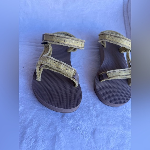 TEVA ORIGINAL UNIVERSAL MARESSA SANDALS WOMEN’s Size 7 Shoes light yellow - Picture 14 of 15